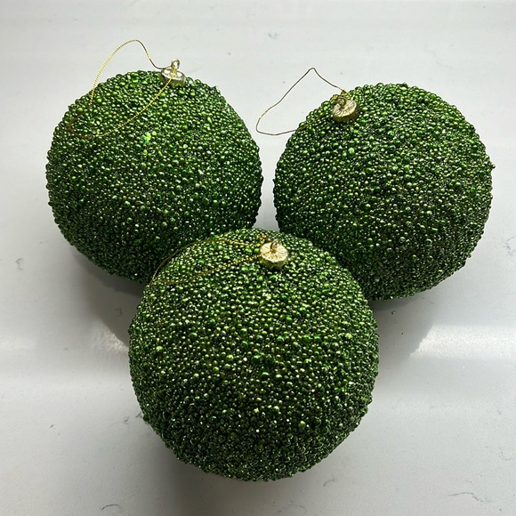Kirklands Large Green Beaded Glitter Ornament Set of 3 - Picture 2 of 6